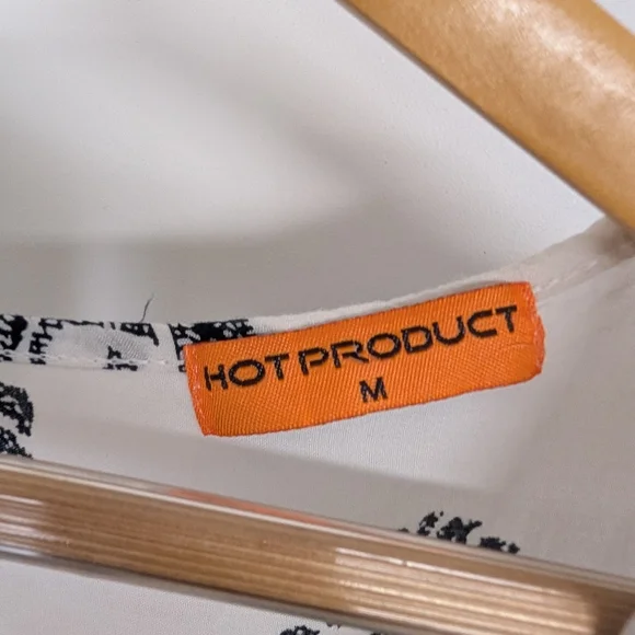 HOT PRODUCT FLORAL ROMPER SIZE MEDIUM - Picture 4 of 5